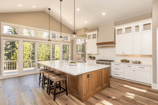Are White Kitchen Cabinets Going Out of Style