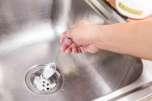 How Do I Clean My Kitchen Sink Drain