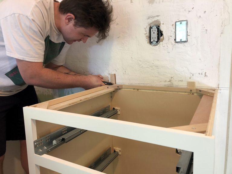 How Hard is It to Replace Kitchen Cabinets