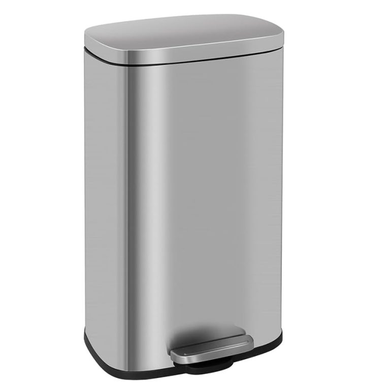 How Many Gallons is a Kitchen Garbage Can