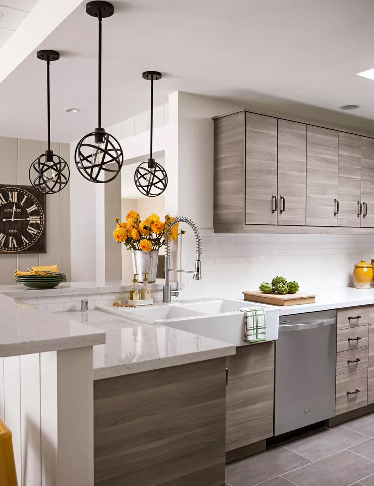 How Much Does It Cost to Resurface Kitchen Cabinets