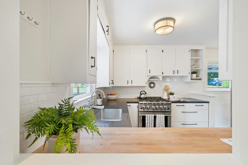How Much is It to Remodel a Small Kitchen: Cost Breakdown