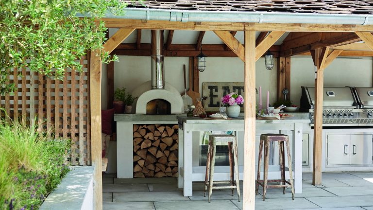 How to Build an Outdoor Kitchen on a Budget