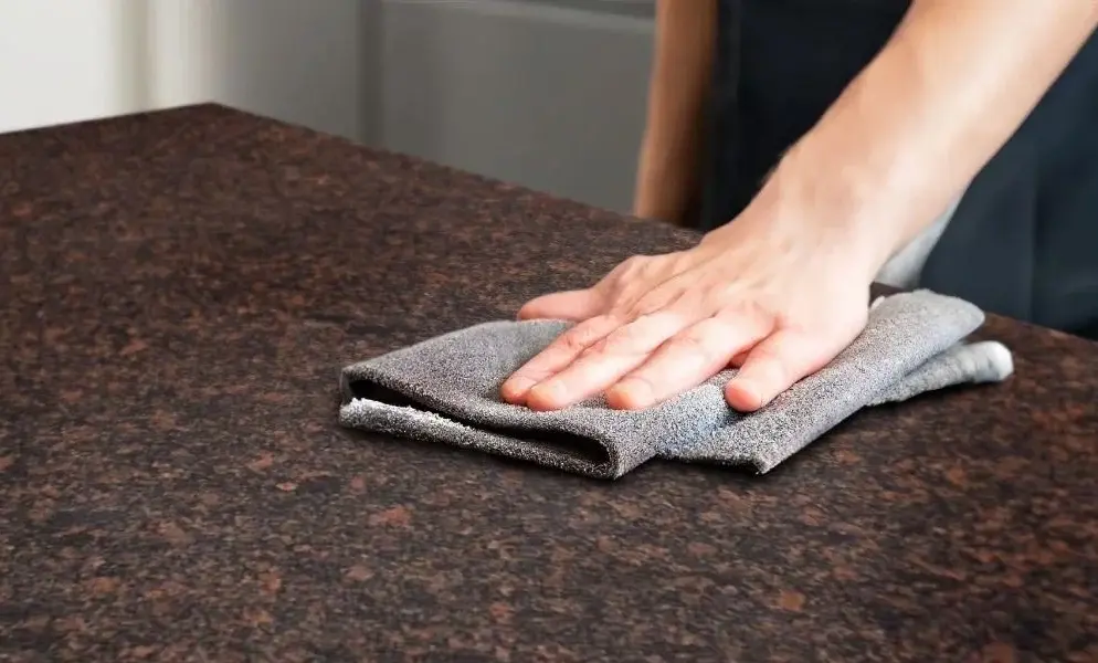 How to Clean Stains on Kitchen Counter: Quick Tips