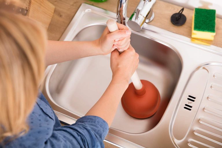 How to Unclog Kitchen Sink With Baking Soda