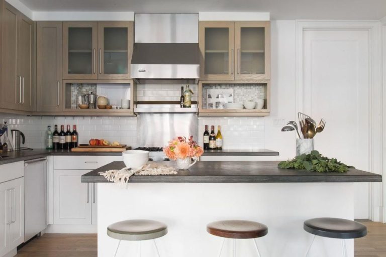 How to Update Kitchen Cabinets Without Replacing Them