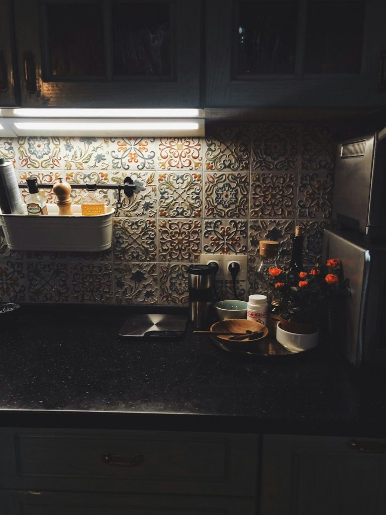 How Do You Say Kitchen Countertop in Spanish: Discover Now