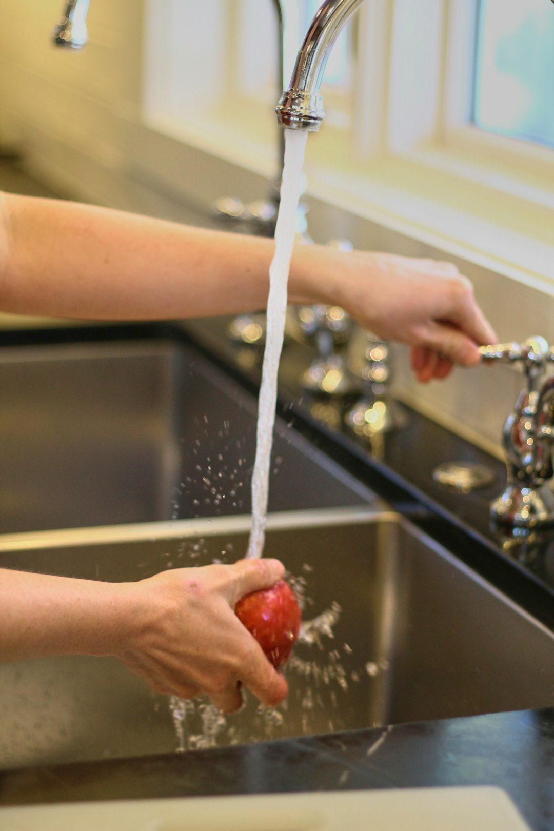 How to Clean a Kitchen Sink With Baking Soda: Effortless Tips