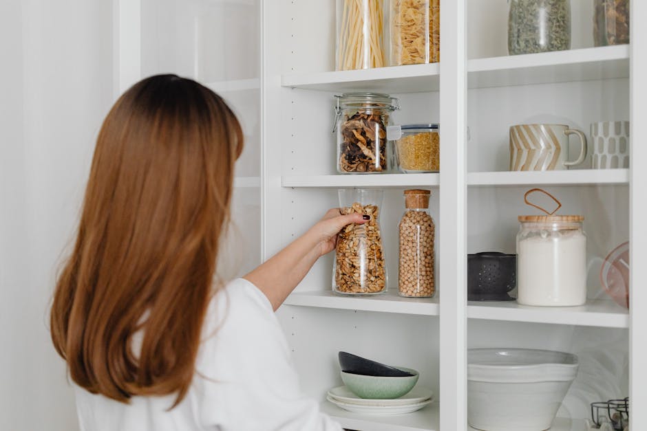 How to Organize Kitchen Cabinets Food: Expert Tips