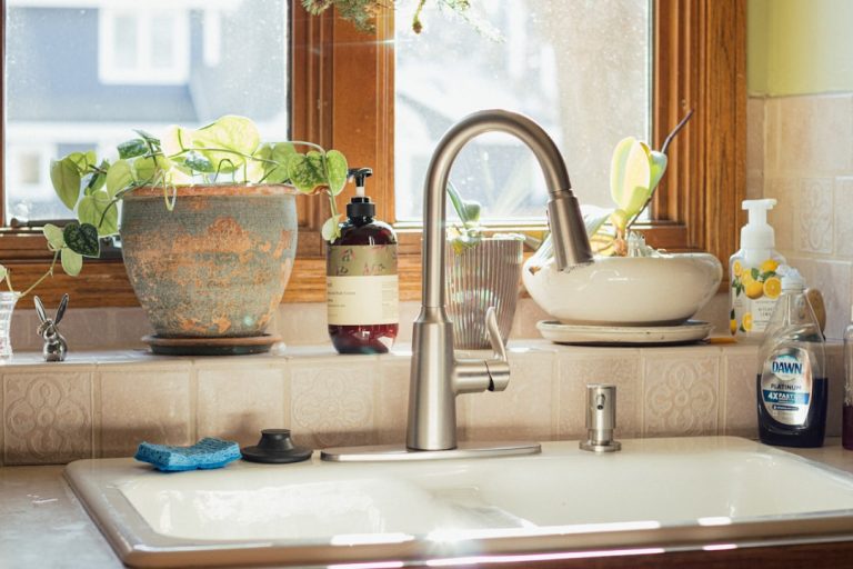 How to Plumb a Kitchen Sink: Expert DIY Guide