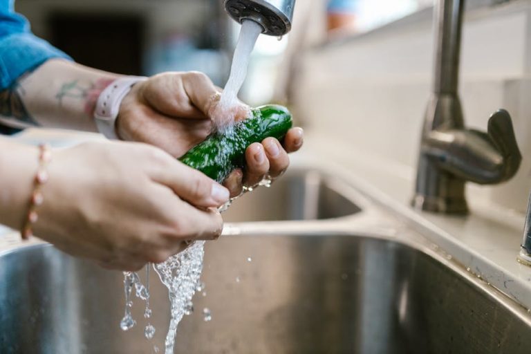 How to Remove Kitchen Faucet Handle: Step-by-Step Guide