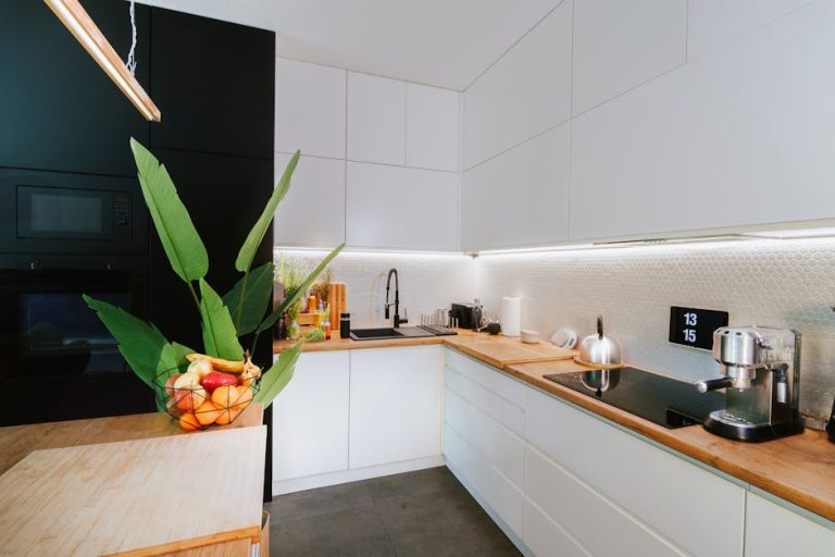 How to Update Kitchen Cabinets on a Budget: Smart Tips